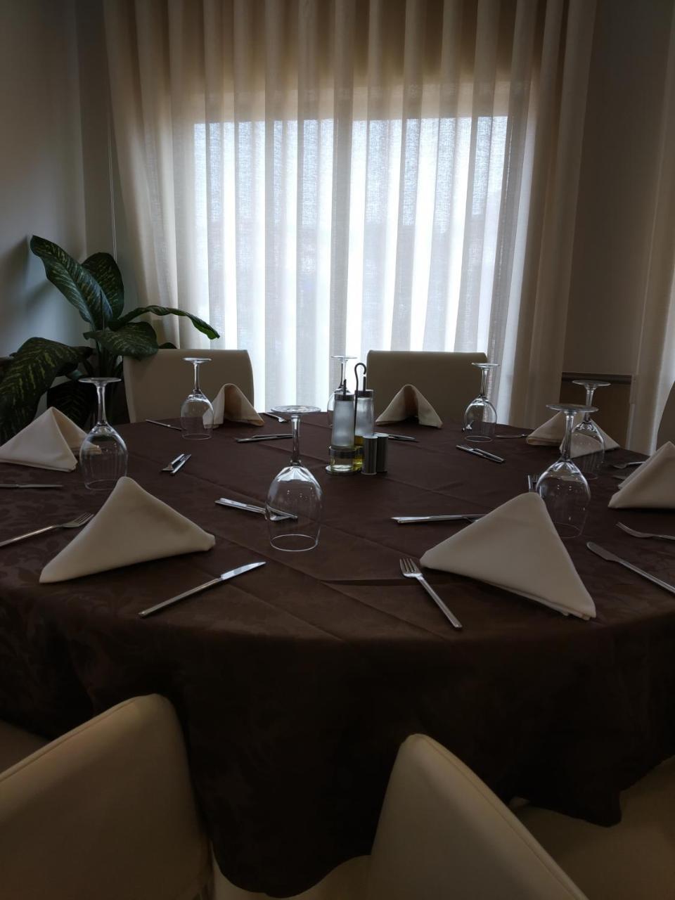 Malaika Hotel Bissau Luaran gambar