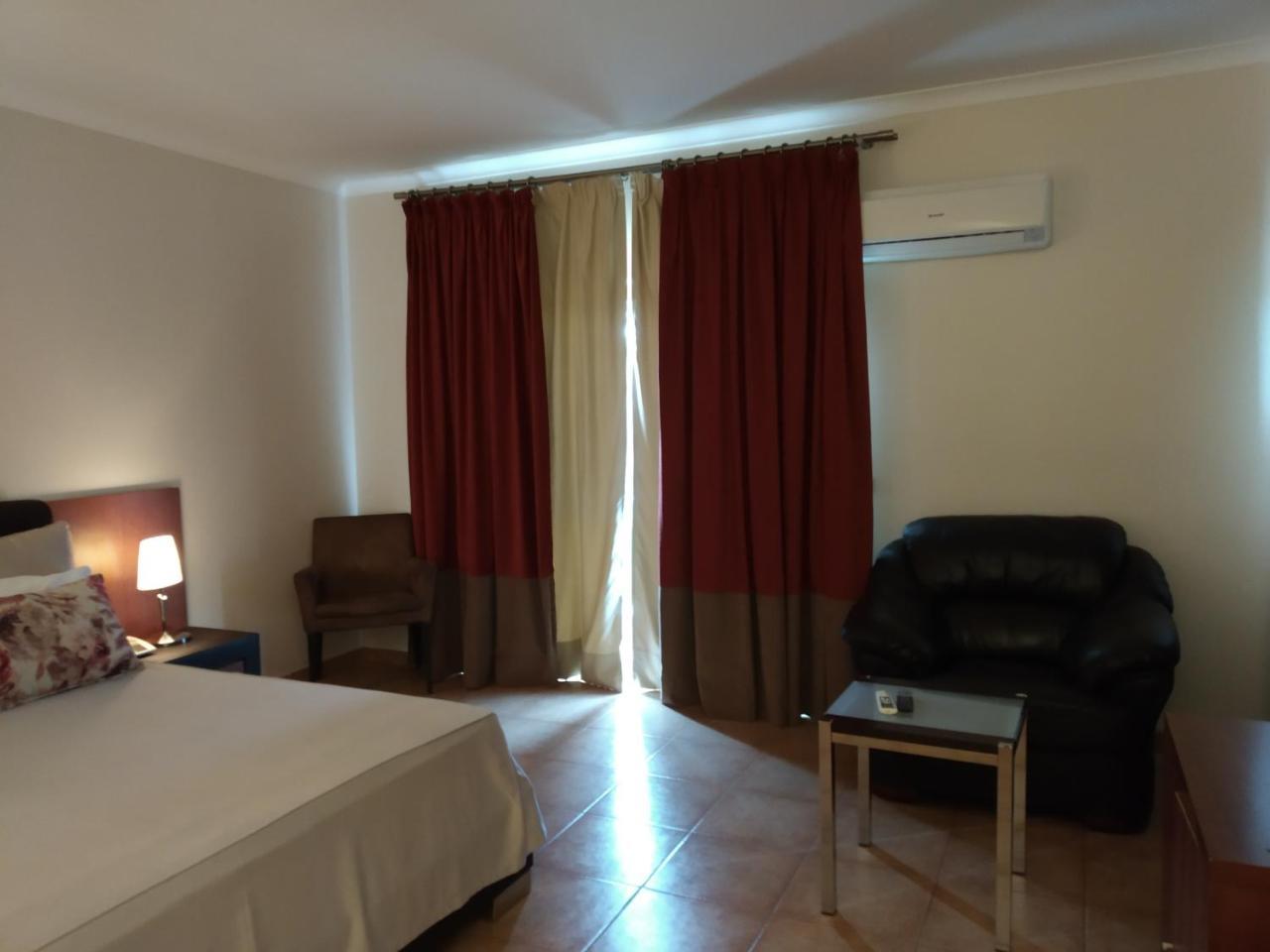 Malaika Hotel Bissau Luaran gambar